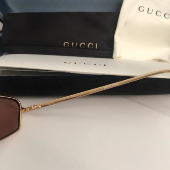 New Authentic Gucci GG0537S 002 Gold Cat-Eye Sunglasses Red Lenses - Picture 4 of 14